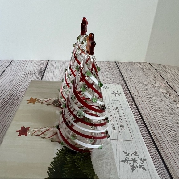 Pier 1 Christmas Tree Salt & Pepper Shakers NIB - Picture 3 of 5